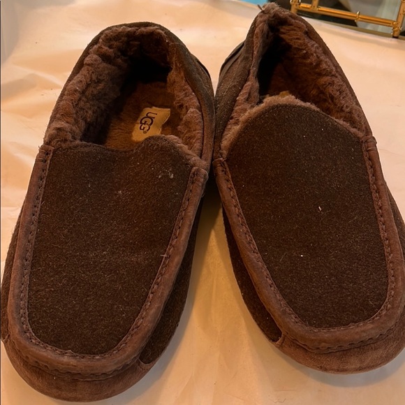 UGG - Picture 11 of 12